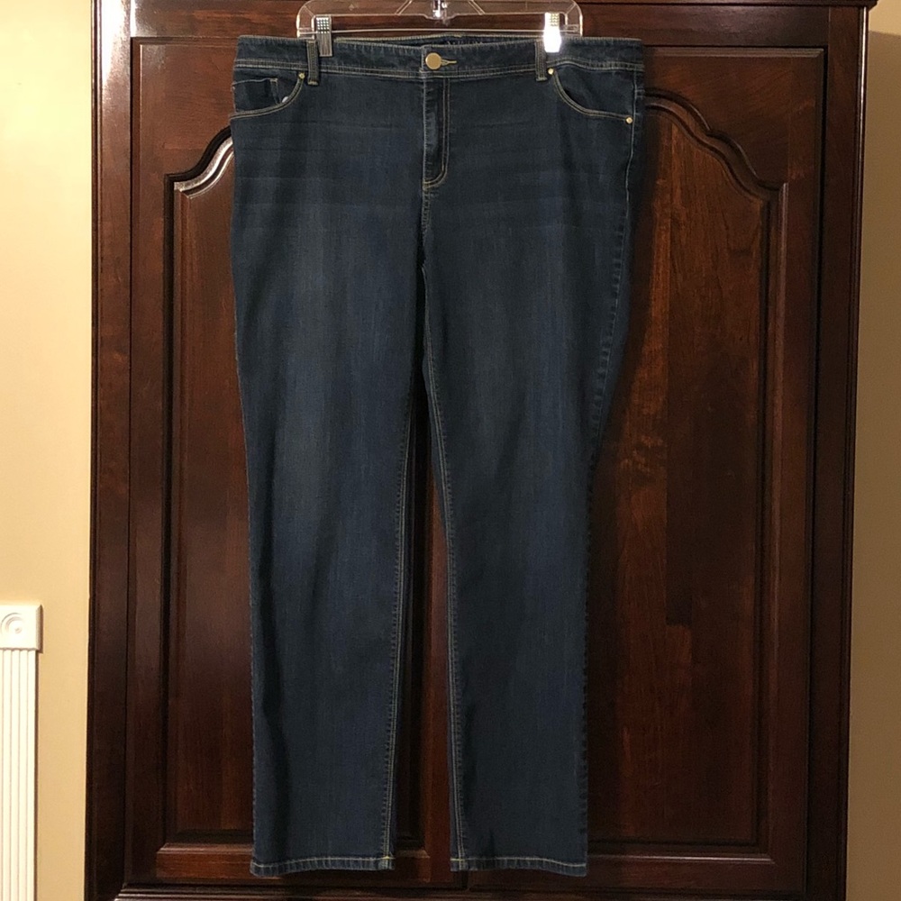 Chico’s Platinum Straight Leg Jeans, Size 3.5 (16)